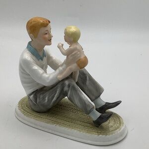 Vintage 1980 Enesco Father and Child Figurine